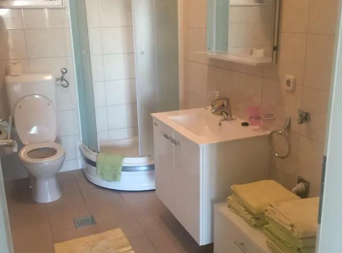 Sandra Rogoznica (Sibenik-Knin)