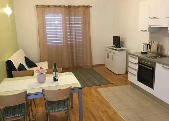 Sandra * Rogoznica (Sibenik-Knin)