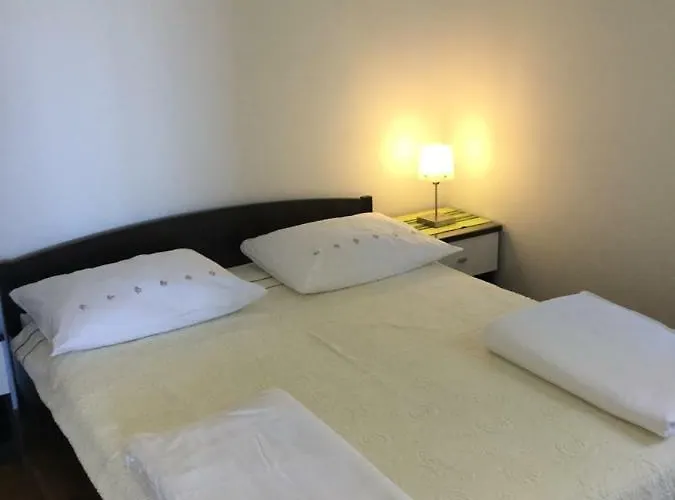 Sandra * Rogoznica (Sibenik-Knin)